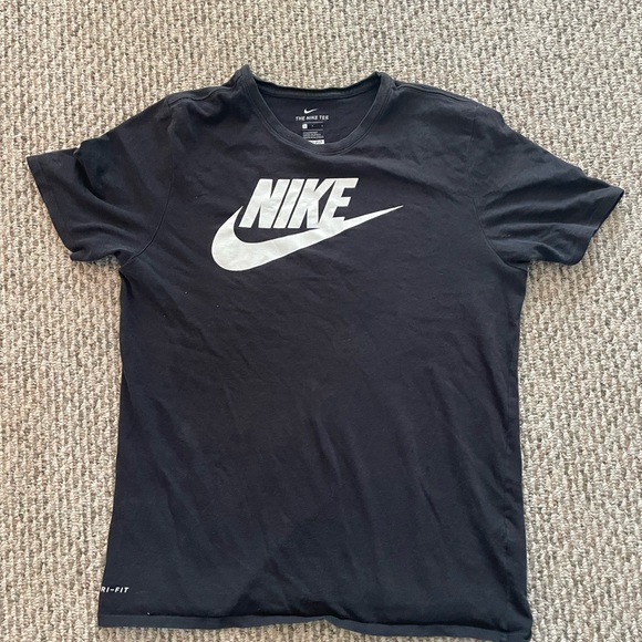 Nike Black Tee with White Swoosh - Picture 7 of 7